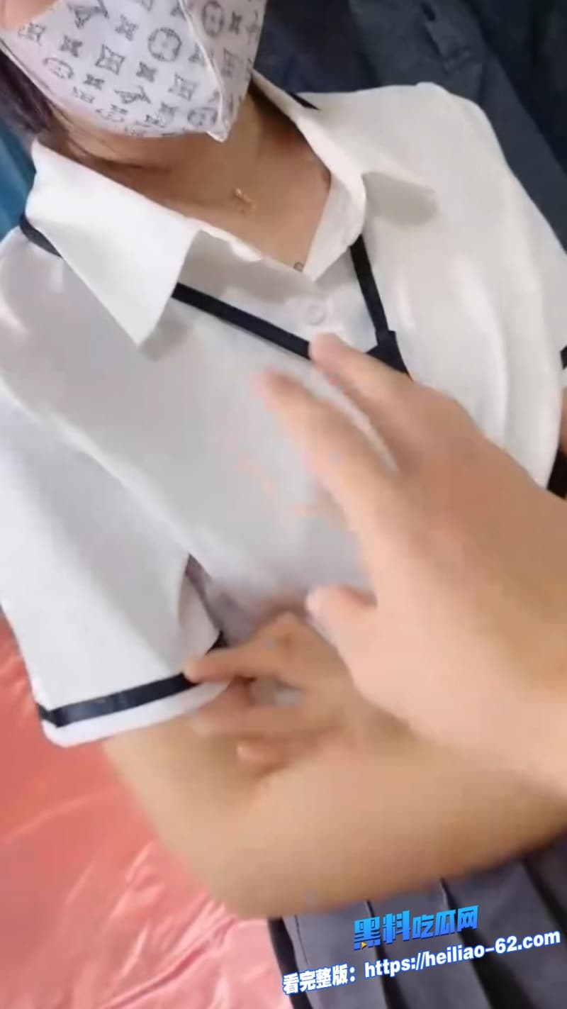高颜值极品淫妻为捞金拉来巨屌黑人一起直播性爱全程遭各种姿势暴力打桩8