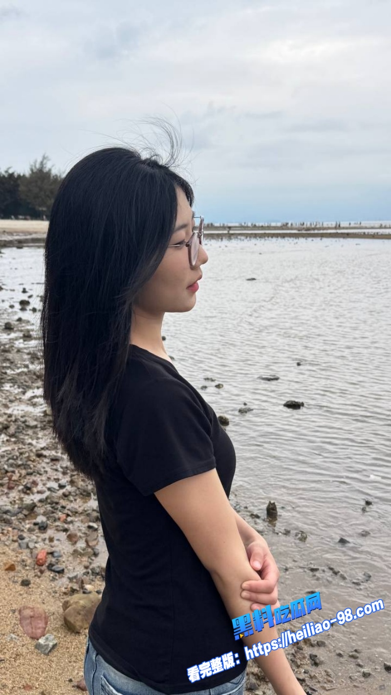华北理工大学新闻系眼镜妹叶颖母狗属性曝光不雅视频合集流出9