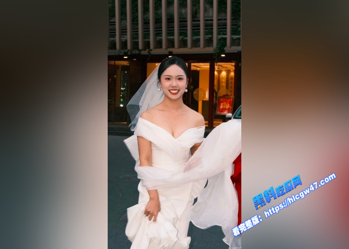 极品人妻 闫冰倩 背着老公去偷情 自曝被7个男人操过 经历过十几次3p 渔网黑丝蒙眼舌舔肉棒 骚气十足1