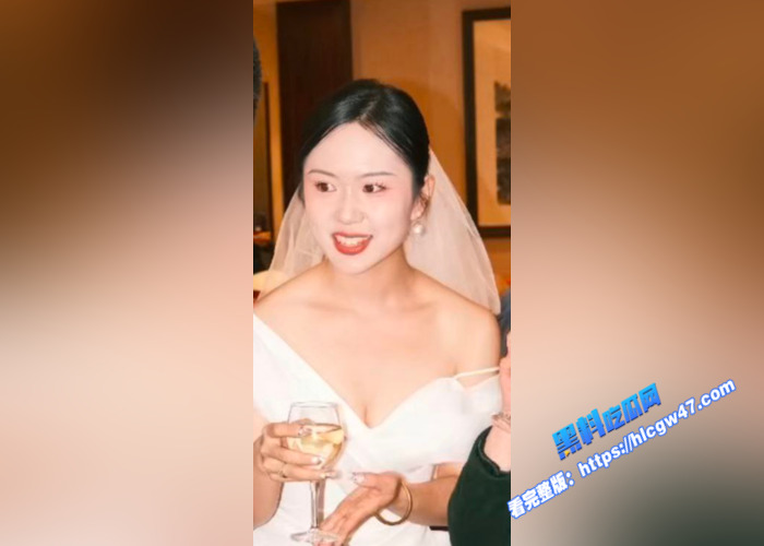 极品人妻 闫冰倩 背着老公去偷情 自曝被7个男人操过 经历过十几次3p 渔网黑丝蒙眼舌舔肉棒 骚气十足2
