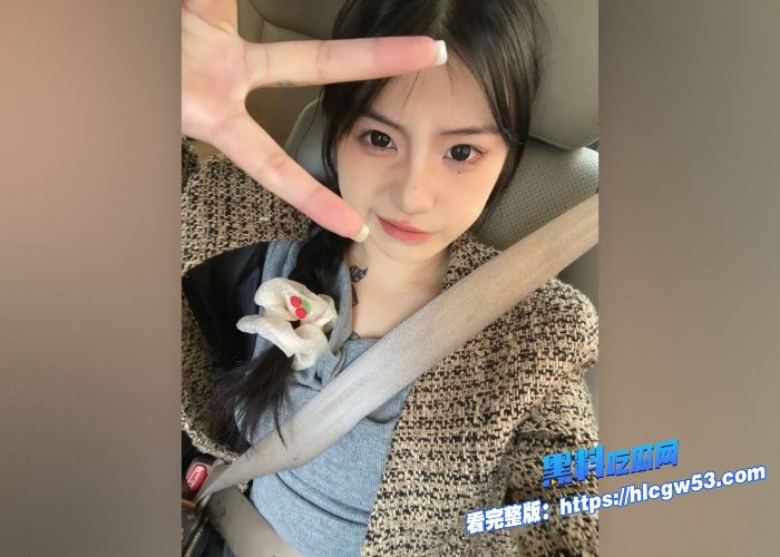绝顶精神小妹高中毕业后跟着大哥去各种娱乐场所混说白了就是大哥的一条母狗想怎么操就怎么操 图1WH700x500px
