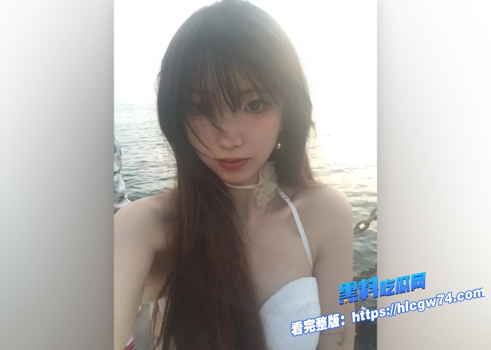 苏州大学校花姜梓被富哥甩了惨遭曝光恋爱期间做爱视频清纯女神私下超浪富哥喜欢用她玉足给自己大屌足交 图2
