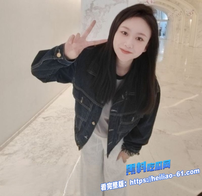 连云港极品少妇何语茉憋不住饥渴偷情巨乳晃疯浪叫不停太真实了4