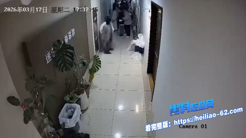 杭州四季青老板娘二姐当场怒撕孕肚小三楠楠8年老员工要20万打胎费店内当场互扇耳光15