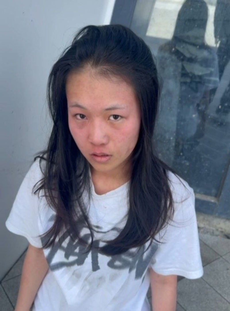 海南一女子被曝出轨2