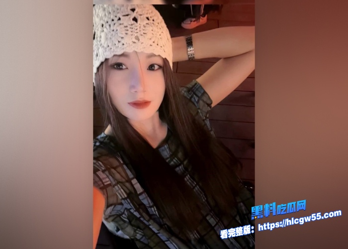 抖音网红万岁山NPC蓝狐狸剑剑出轨榜一富姐富姐伤心欲绝惨遭精神肉体双重背叛性爱视频曝光好菜都让猪拱了 图6WH700x500px