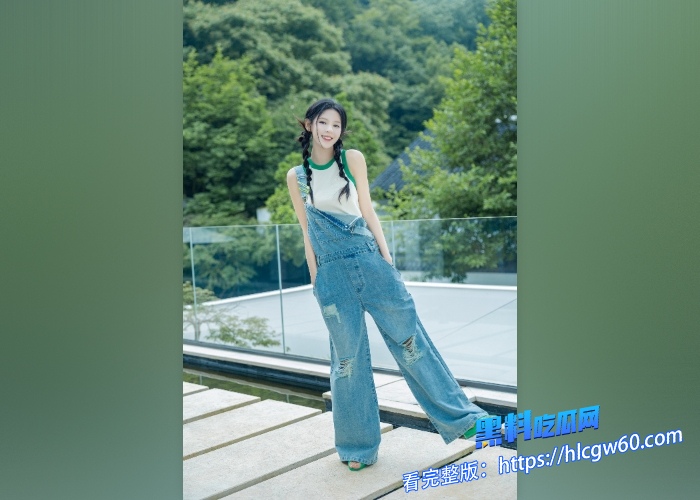 王思聪前女友 如今的当红小花张予曦 最新Ai换脸视频 角色扮演女老师引诱学生，校内上演肉搏大战！ 6