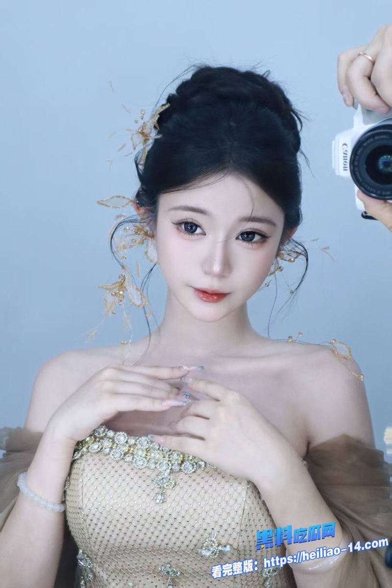 绿帽老公出差极品白虎姐姐欲求不满找弟弟激情做爱视频曝光 5