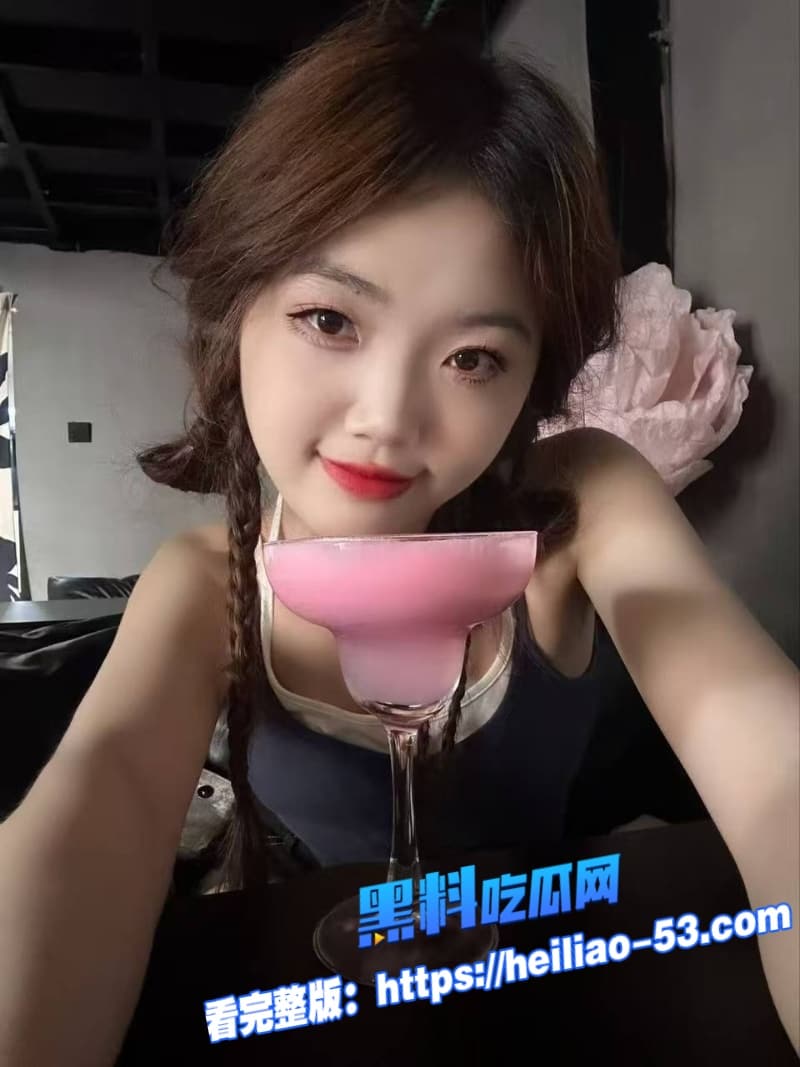 海角母子乱伦口交啪啪自慰棒捅逼 小妈的暴击太狠了儿子操小妈的禁忌高潮直接炸开花 9