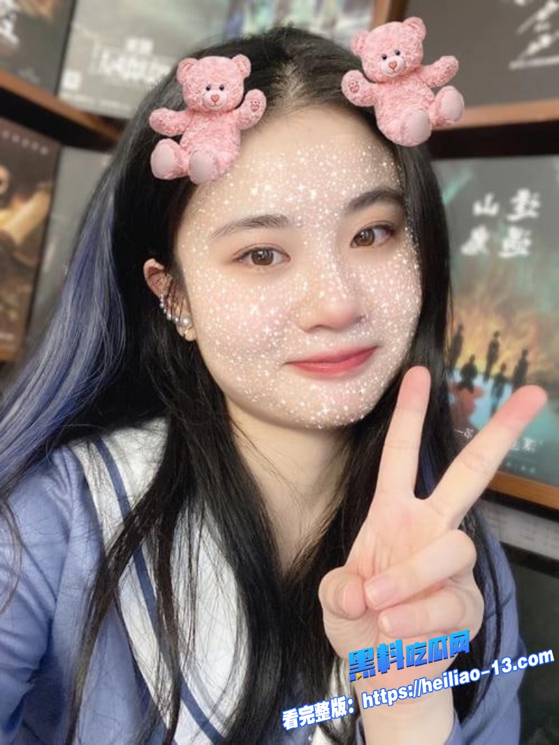 肉感满满的姐姐在家勾引亲弟极致口交风骚本性让弟弟欲火难耐4