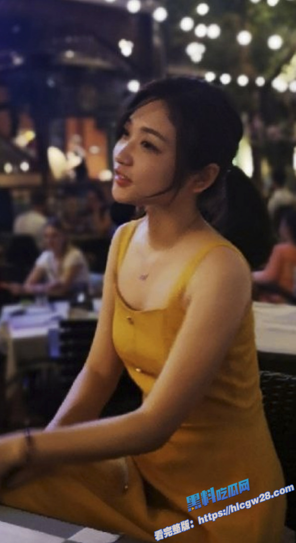 大学生情侣 胡子哥沈佳慧 就点开房自拍做爱视频 刮逼毛无套插入！19