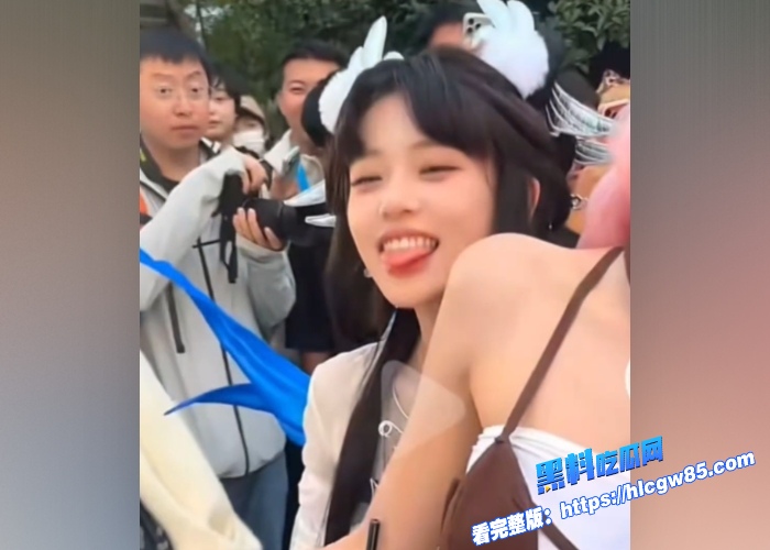 王者荣耀十周年庆典嫦娥coser我不叫龙虾行为崩人设炸锅玩家怒喷OOC私密自慰视频遭扒出 14 王者荣耀十周年庆典嫦娥coser我不叫龙虾行为崩人设炸锅玩家怒喷OOC私密自慰视频遭扒出 14