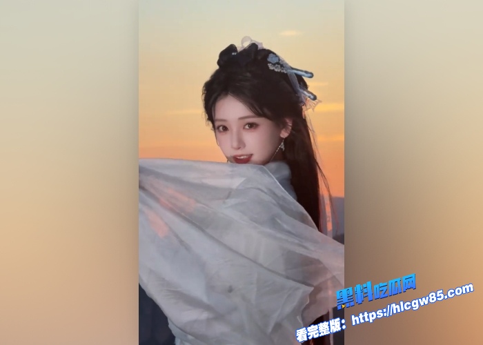 王者荣耀十周年庆典嫦娥coser我不叫龙虾行为崩人设炸锅玩家怒喷OOC私密自慰视频遭扒出 4 王者荣耀十周年庆典嫦娥coser我不叫龙虾行为崩人设炸锅玩家怒喷OOC私密自慰视频遭扒出 4