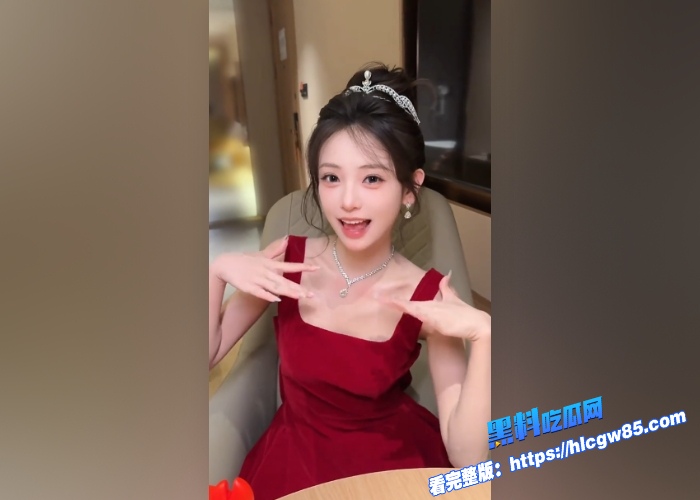 王者荣耀十周年庆典嫦娥coser我不叫龙虾行为崩人设炸锅玩家怒喷OOC私密自慰视频遭扒出 8 王者荣耀十周年庆典嫦娥coser我不叫龙虾行为崩人设炸锅玩家怒喷OOC私密自慰视频遭扒出 8