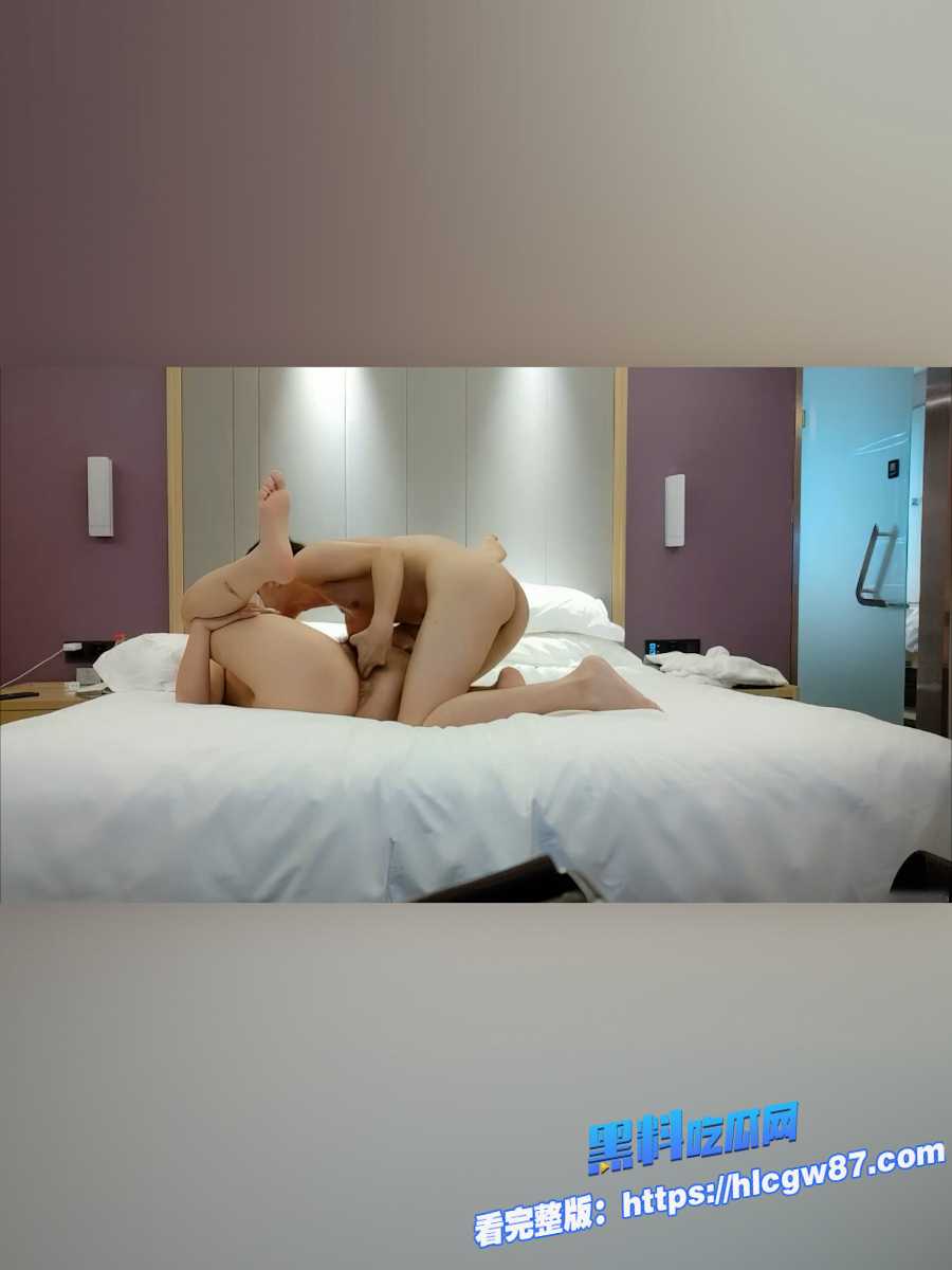 约炮肤白貌美少妇视频流出 2