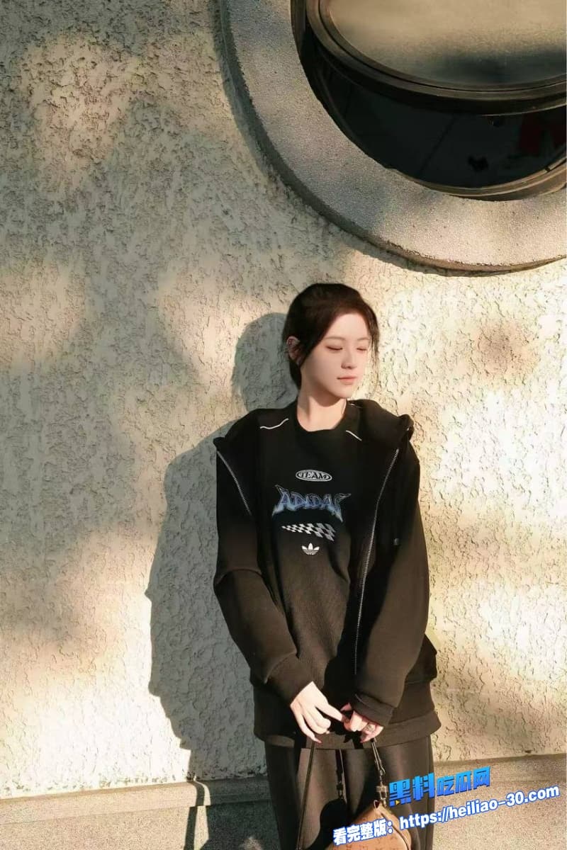 酒局邂逅妙龄美少女视频曝光无美颜拍白虎逼包间内无套中出美女两次爽到根本停不下来 8
