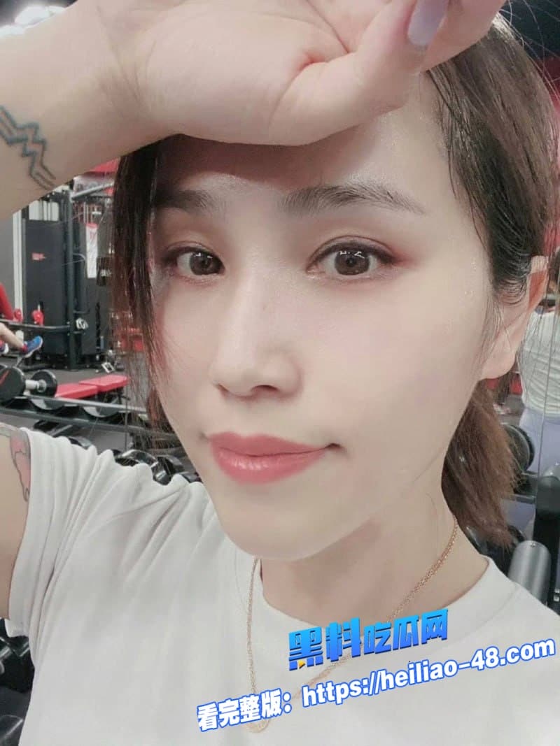 温州健身帅哥王雄威轻生真相太虐心老婆黎嘉霓健身房出轨视频流出朋友爆料让人泪目 11 温州健身帅哥王雄威轻生真相太虐心老婆黎嘉霓健身房出轨视频流出朋友爆料让人泪目 11