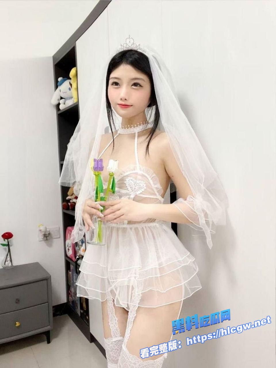 新娘装美少女 新娘装美少女