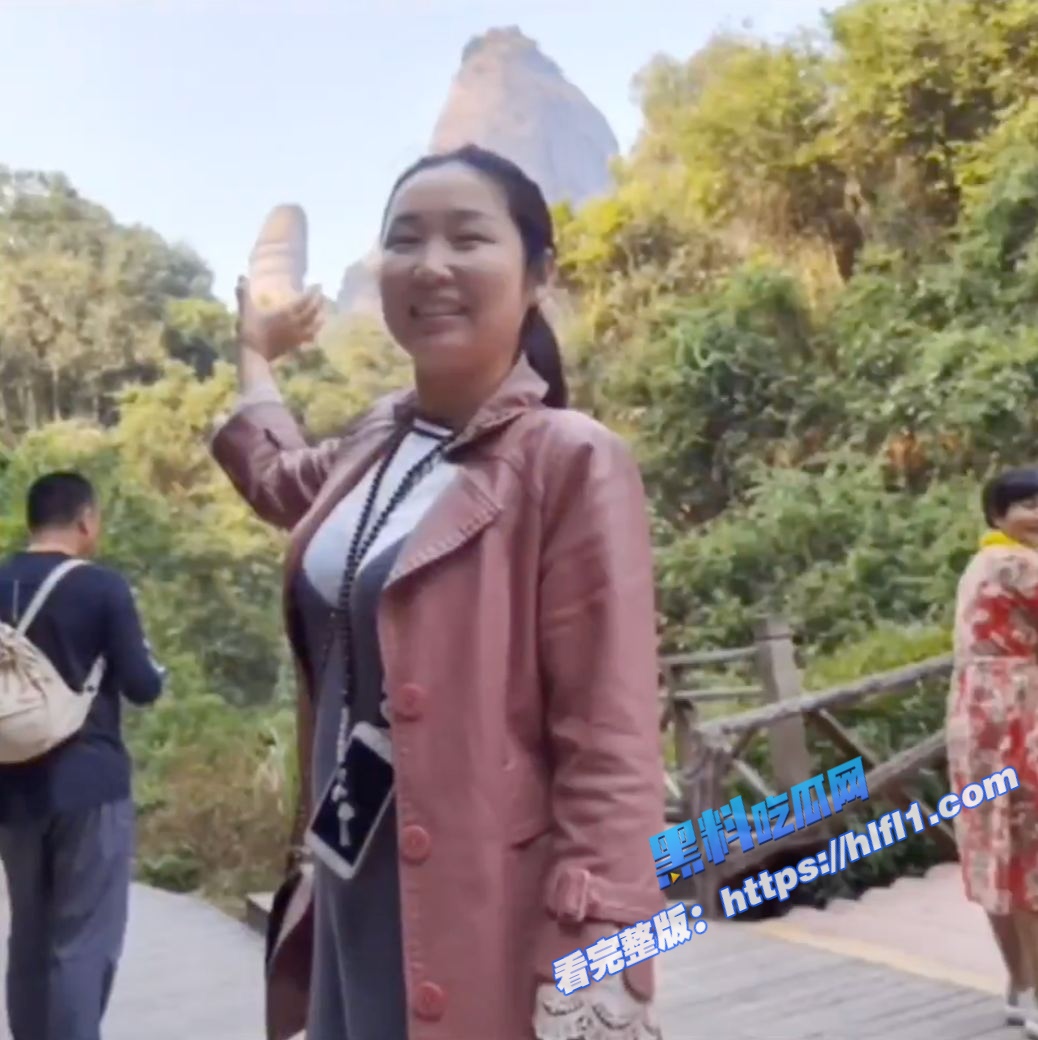 已婚人妻少妇 彭桂香 误入邪教 拍摄大量不雅视频与照片 最终与教友3P影片流出！7
