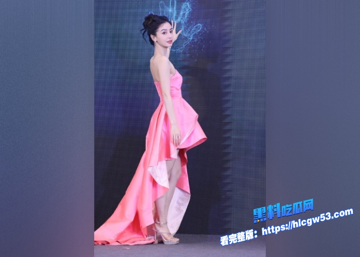 著名影星angelababy杨颖酒店裸舞做爱视频完整版曝光果然是模特陪酒女出身玩的就是花 图3