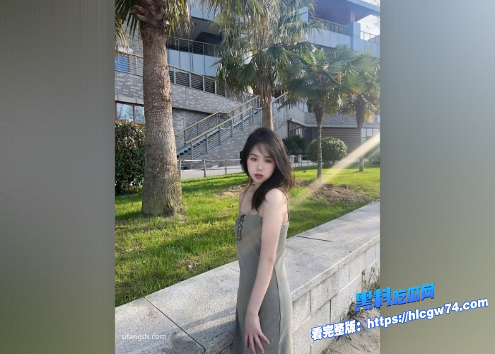 湖南省长沙市艺术学院女大性爱视频流出情趣制服勾引男友修长美腿完美架炮 2