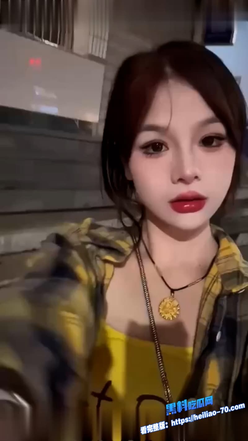 上海高颜值纹身精神小妹自拍性爱视频流出疯狂骑乘后入深喉太骚太带劲1 上海高颜值纹身精神小妹自拍性爱视频流出疯狂骑乘后入深喉太骚太带劲1