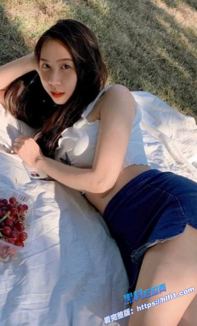 瓜友投稿 北京的女网友海英成功被推倒 淫水香甜可口2
