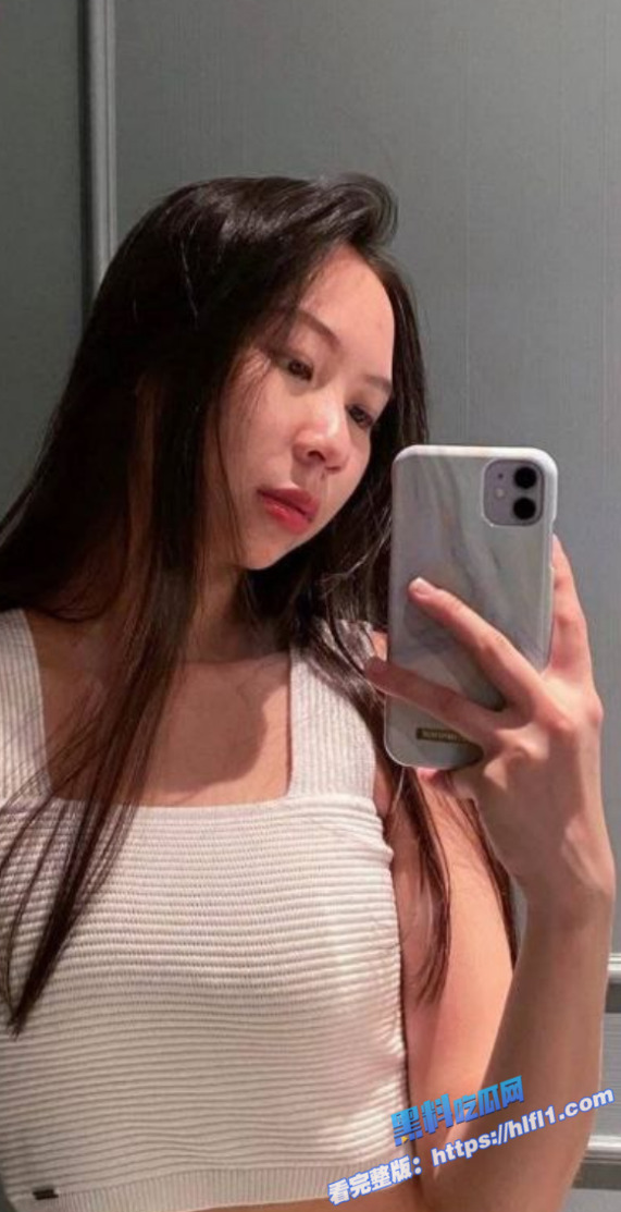 瓜友投稿 北京的女网友海英成功被推倒 淫水香甜可口4