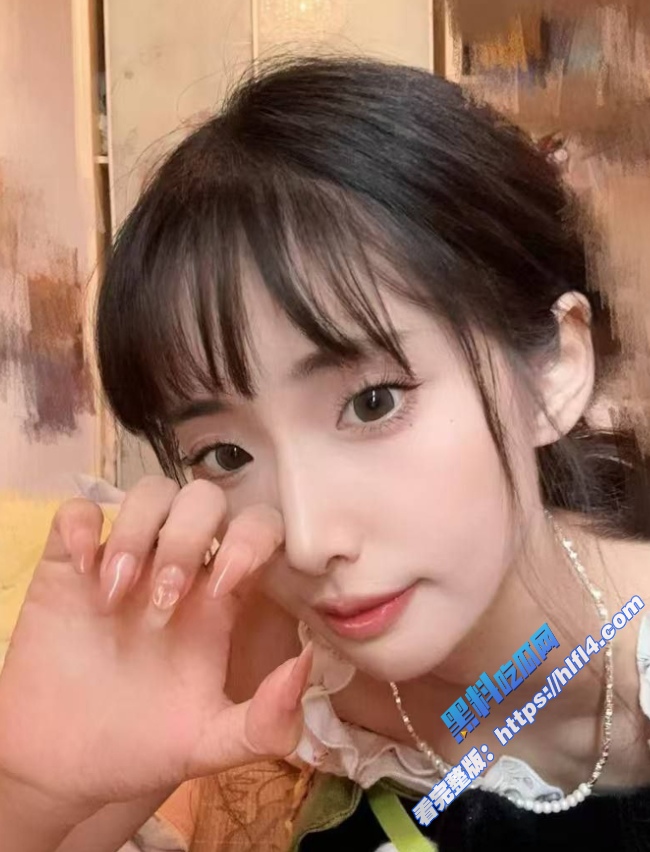 全网最全美女大学生 自慰福利视频泄密 纤细身材 神级颜值 撸点极高自备纸巾观看！3