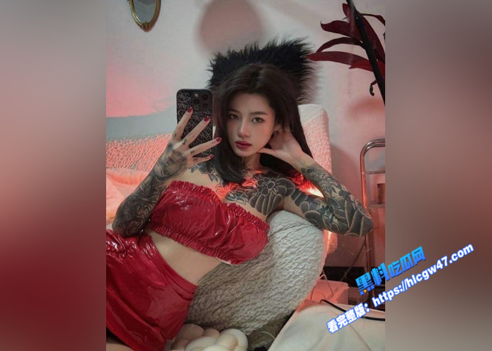极品巨乳纹身小太妹 大尺度漏奶啪啪视频泄密 平时拽的要命 床上变成温顺小母狗 很反差7