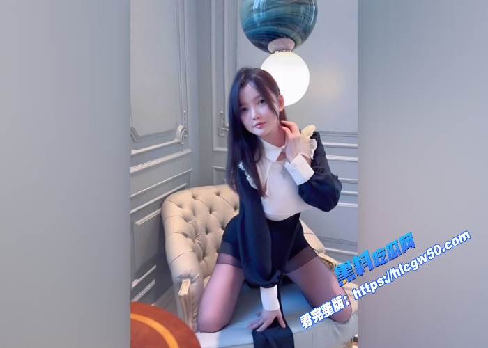 抖音140万粉网红糯美子早期贩卖私密视频被人扒出皮肤白皙豪华巨乳道具自慰粉嫩小穴骚叫不断 图3WH700x500px 抖音140万粉网红糯美子早期贩卖私密视频被人扒出皮肤白皙豪华巨乳道具自慰粉嫩小穴骚叫不断 图3WH700x500px