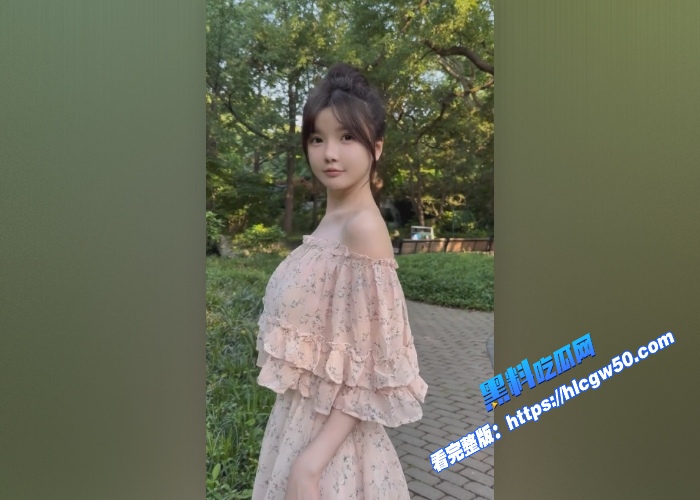抖音140万粉网红糯美子早期贩卖私密视频被人扒出皮肤白皙豪华巨乳道具自慰粉嫩小穴骚叫不断 图4WH700x500px 抖音140万粉网红糯美子早期贩卖私密视频被人扒出皮肤白皙豪华巨乳道具自慰粉嫩小穴骚叫不断 图4WH700x500px
