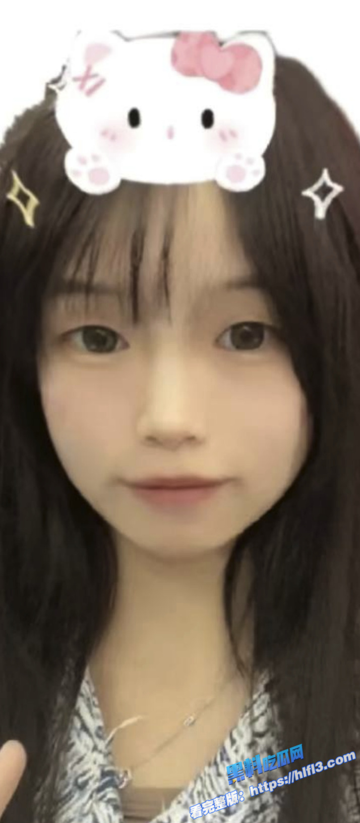 真实兄妹乱伦!可爱妹妹 趁父母不在的时候 吃上了亲哥哥的鸡巴 小穴被哥哥爆操!3 真实兄妹乱伦!可爱妹妹 趁父母不在的时候 吃上了亲哥哥的鸡巴 小穴被哥哥爆操!3