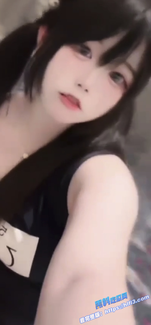 抖音萝莉系网红 幸酱 最新私拍流出 比基尼泳池三点全露发骚 摸逼自慰淫水直流！2