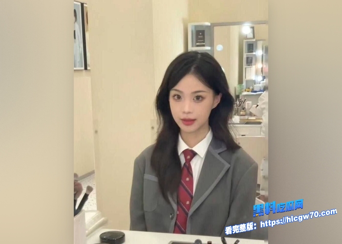 极品校花女神被富二代男友调教了两年性爱视频流出跪地深喉各类制服花样不断这身材颜值太抗打了 9