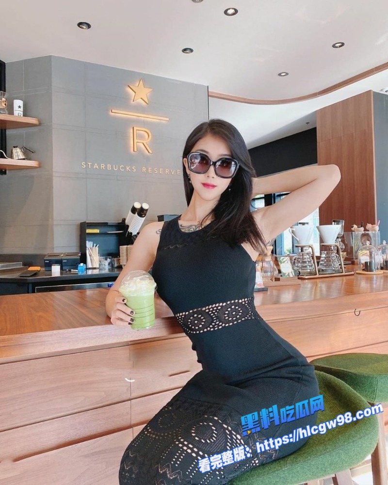 OF顶级网黄女神张贺玉大量定制私拍合集5