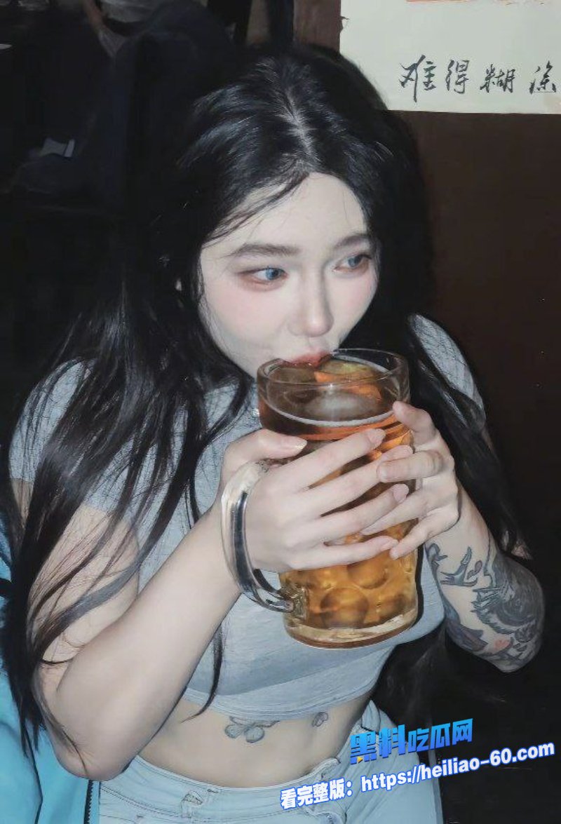 抖音295万粉巨乳美女宋昱欣自拍大尺度福利视频曝光4