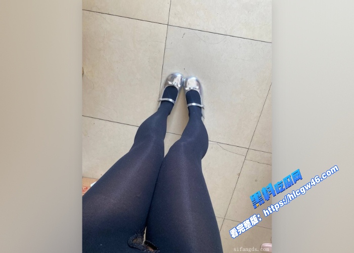 推特福利姬一人偶门槛福利资源曝光极品粉鲍一线天在宿舍搔首弄姿骚气冲天 图9WH700x500px 推特福利姬一人偶门槛福利资源曝光极品粉鲍一线天在宿舍搔首弄姿骚气冲天 图9WH700x500px