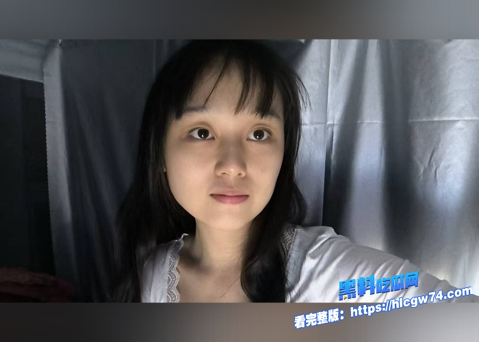 贵州省一对小情侣刚步入社会白天找工作晚上出租房疯狂激战自拍视频流出JK渔网丝袜女友被爆操年轻人精力旺盛啊 3