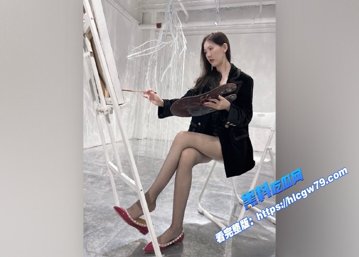 推特40万粉美女网红Chloe霏霏线下和金主豪华酒店啪啪视频流出高清摄像头把女神完美身材嫩穴拍的十分清楚骚叫贼诱人 图4 推特40万粉美女网红Chloe霏霏线下和金主豪华酒店啪啪视频流出高清摄像头把女神完美身材嫩穴拍的十分清楚骚叫贼诱人 图4
