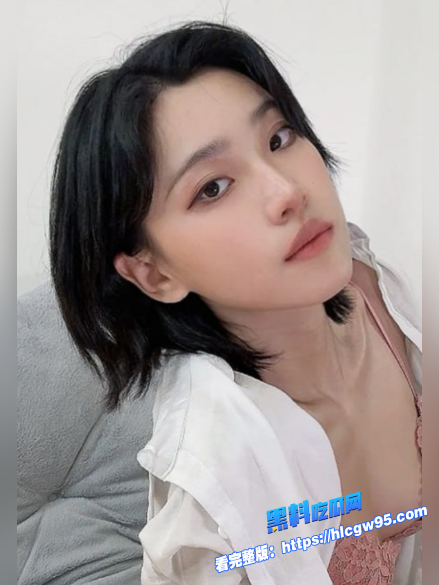 亚洲网黄第一人 刘玥 onlyfans最新订阅视频 榨精法国小鲜肉高清完整40分钟 特写超赞!1 亚洲网黄第一人 刘玥 onlyfans最新订阅视频 榨精法国小鲜肉高清完整40分钟 特写超赞!1