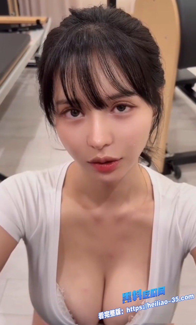 超核弹AF顶流网红BJ徐婉最新作品曝光全裸健身美脚后入狂野缠绵3