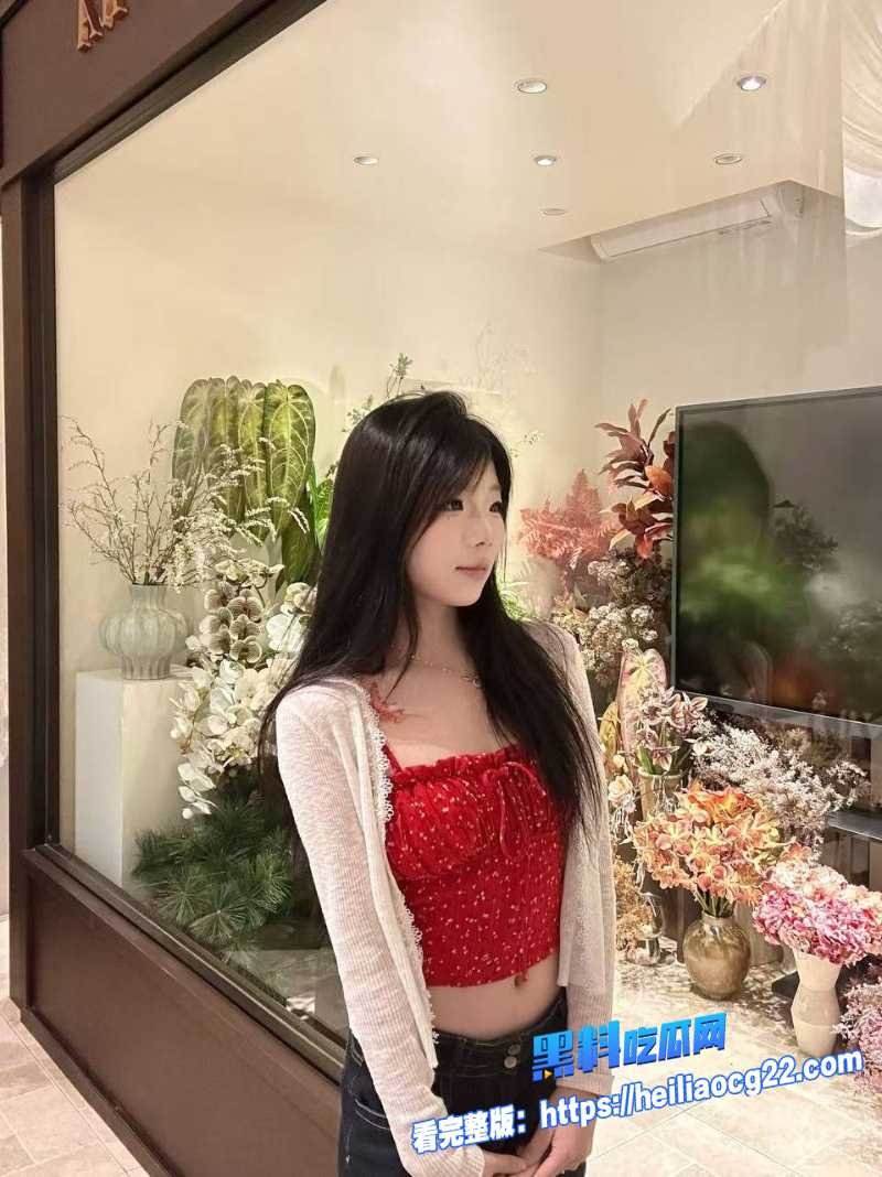 JK白袜学生嫩妹9