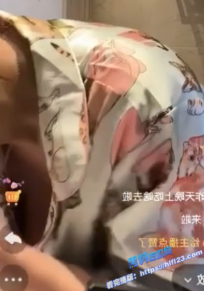 抖音快手百万老牌网红 雪糕雪糕 瓜友疯求的直播走光视频来了!6 抖音快手百万老牌网红 雪糕雪糕 瓜友疯求的直播走光视频来了!6