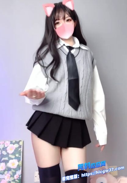 抖音风混剪大尺度福利百变萝莉换上各种诱惑情趣制服激情裸舞三点全部暴露 1 抖音风混剪大尺度福利百变萝莉换上各种诱惑情趣制服激情裸舞三点全部暴露 1