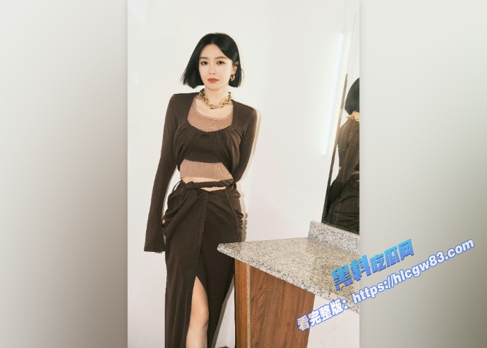 AI明星换脸秦岚优雅古装美人3 AI明星换脸秦岚优雅古装美人3
