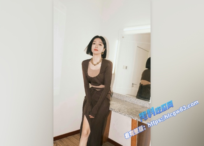 AI明星换脸秦岚优雅古装美人5 AI明星换脸秦岚优雅古装美人5
