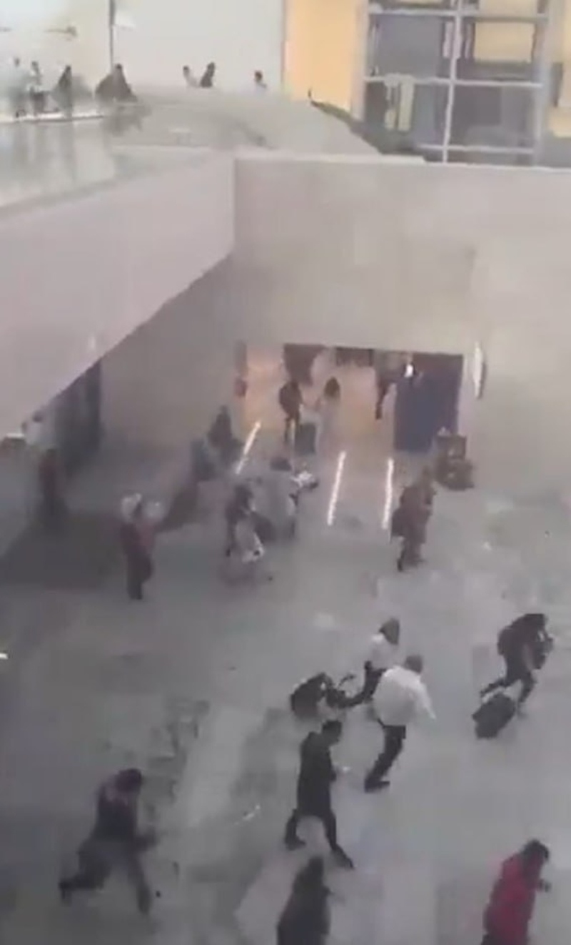 墨西哥头号毒枭门乔毙命贩毒集团疯狂报复八州血雨腥风瓜达拉哈拉街头尸横遍野3