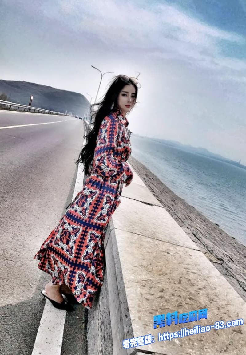 天花板级骚熟女偷情隔壁大哥撕开黑丝后入猛干到腿软7