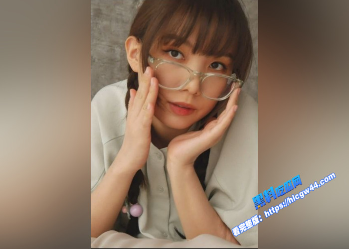 清纯高中生白虎双马尾反差婊 制服丝袜电动炮机打桩 道具插肛尽显母狗风范1